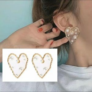 Gold & Pearl Bent Heart Stud Earrings